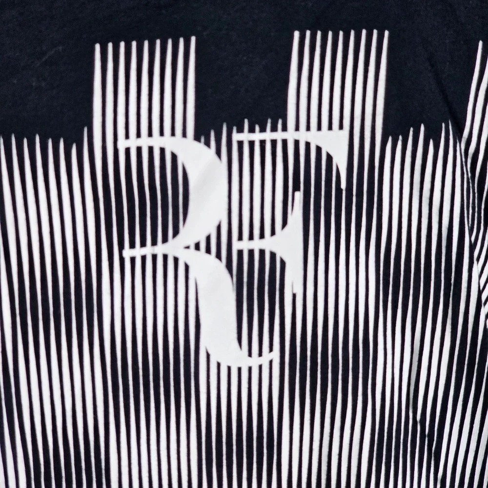 Nike T-Shirt Mens Small Black Roger Federer RF Graphic Athletic Cut 876516-010